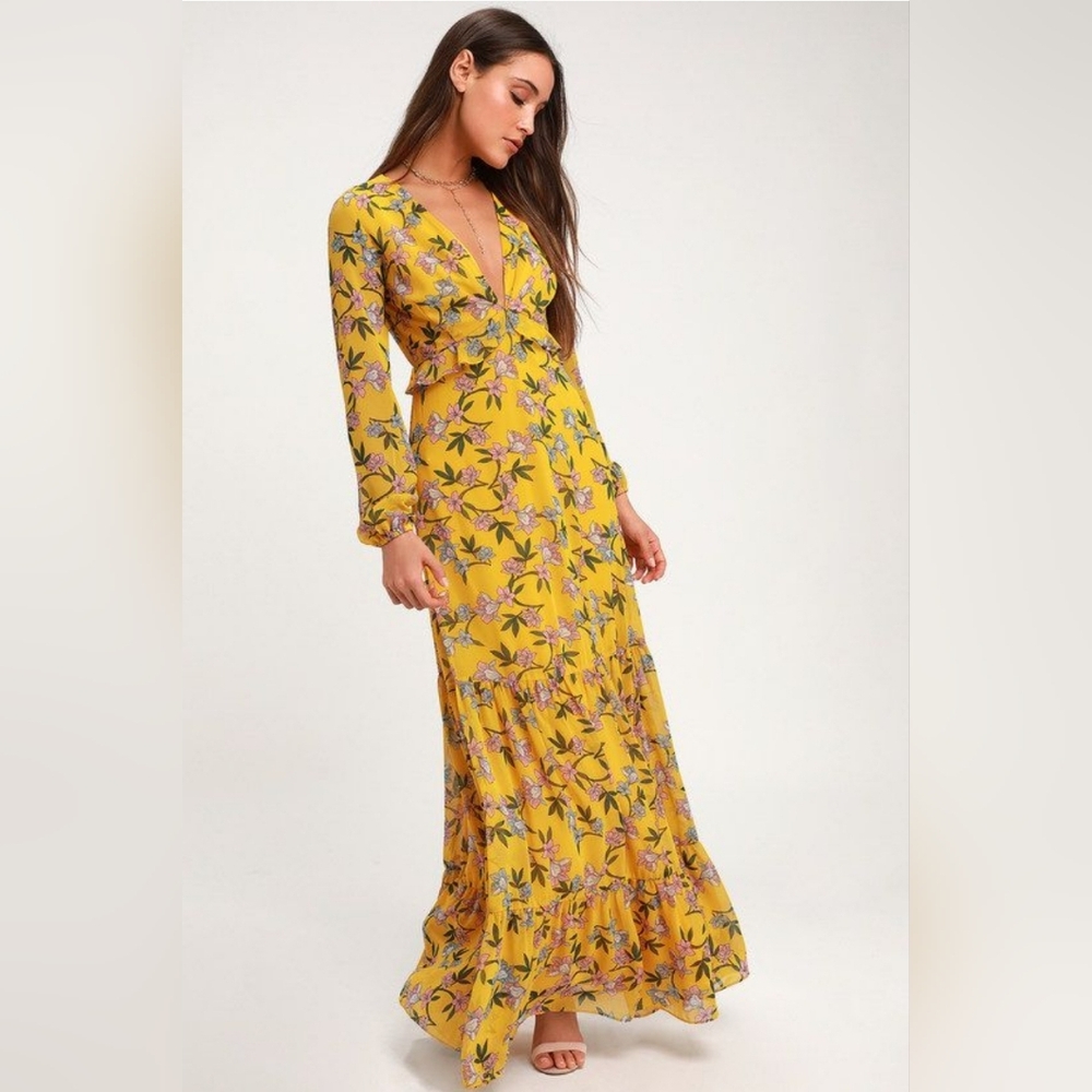 Lulus Thrive Together Floral Yellow Maxi Dress Size Small NWT